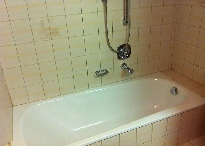 Garni Pfandl نيوستيف ام ستوبيتا