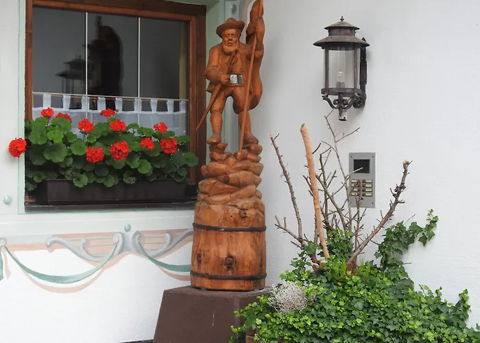 Garni Pfandl نيوستيف ام ستوبيتا